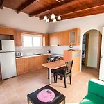 Mare Civitas Apartman Hriszí Aktí Haniá