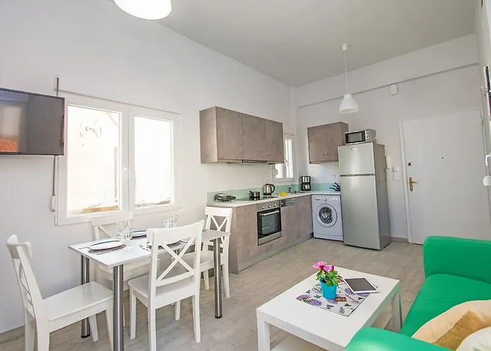 Mare Civitas La Canea