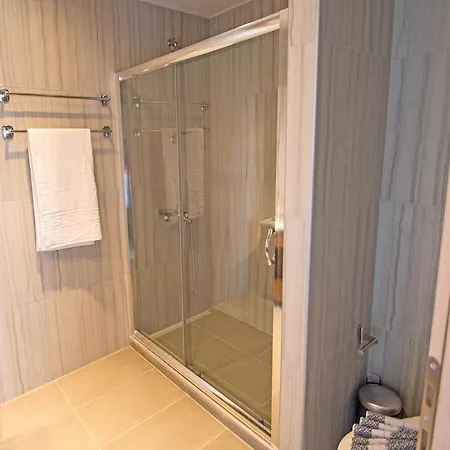 Mare Civitas חאניה