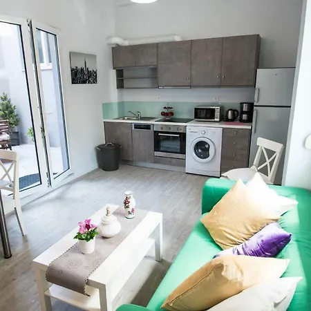 Mare Civitas * חאניה